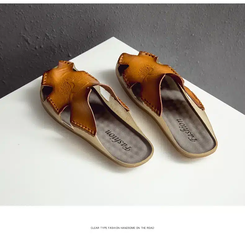 Summer Breathable Men's Sandals Soft Leather Casual Shoes Comfortable Flats Man slippers Roman Style Beach Sandals 27