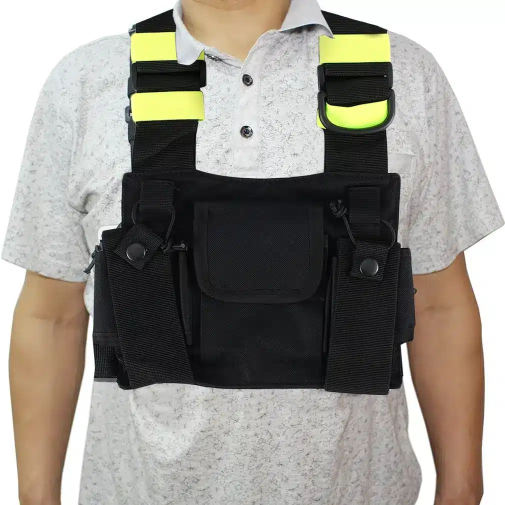 Taskute ja helkuritega vest | kujundav pilt e-kaubamaja pildikogust