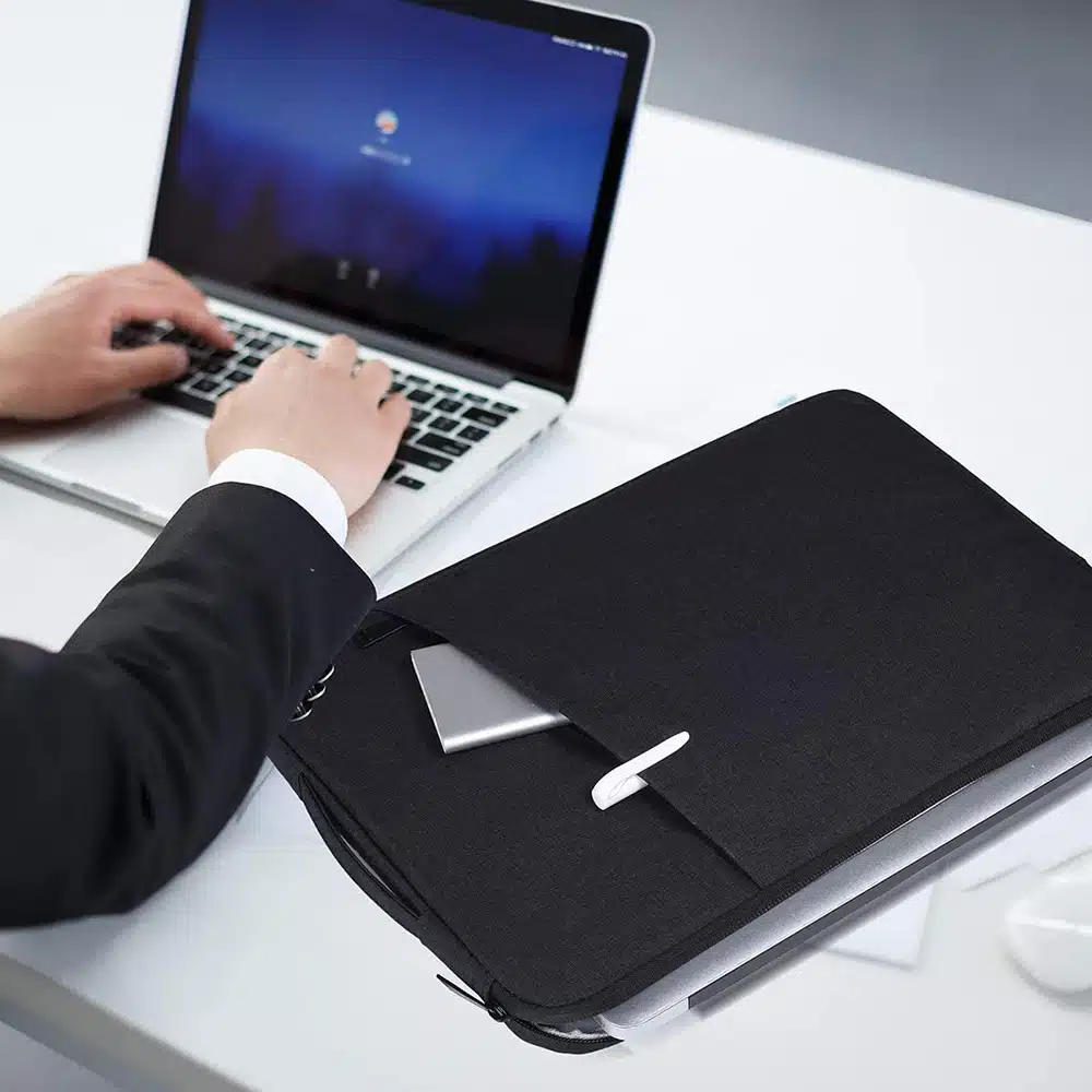 Stiilne kott sülearvutile Macbook Pro Air | kujundav pilt e-kaubamaja pildikogust