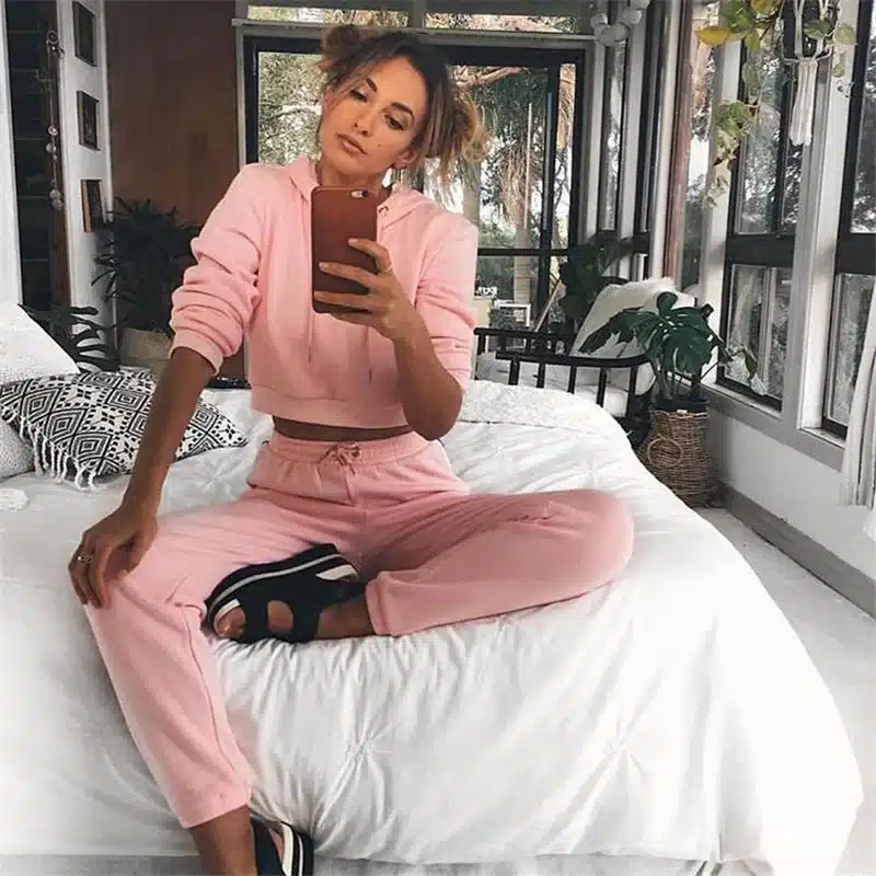 Women's Tracksuits 2 Piece Set Pink Crop Top And Pants Fashion 2018 Autumn Casual Lady Tumblr Long Sleeve Hoodies Pants Suit 23