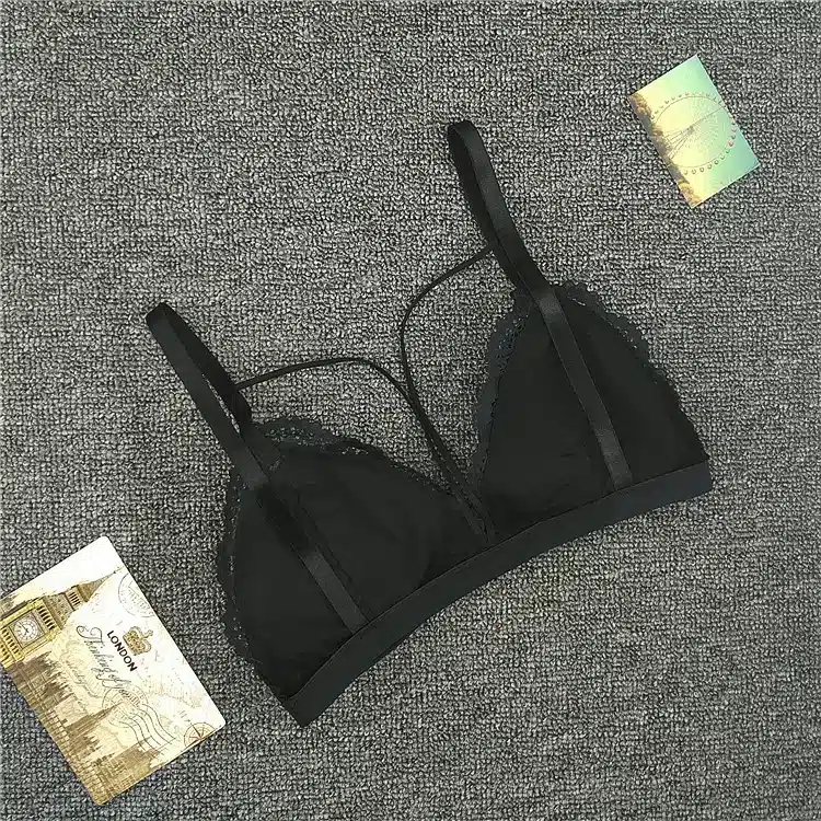 2017 Strap Lace Sexy Women Casual Lace Bralette Padded Bra Stretch Sleeping brassiere Fashion Elastic band wireless bra top 23