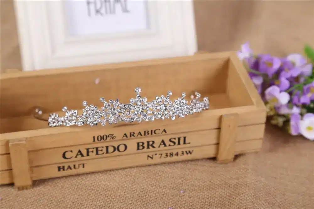 3 Designs Fashion Crystal Wedding Bridal Tiara Crown For Women Prom Diadem Hair Ornaments Wedding Bride hair Jewelry accessories 6