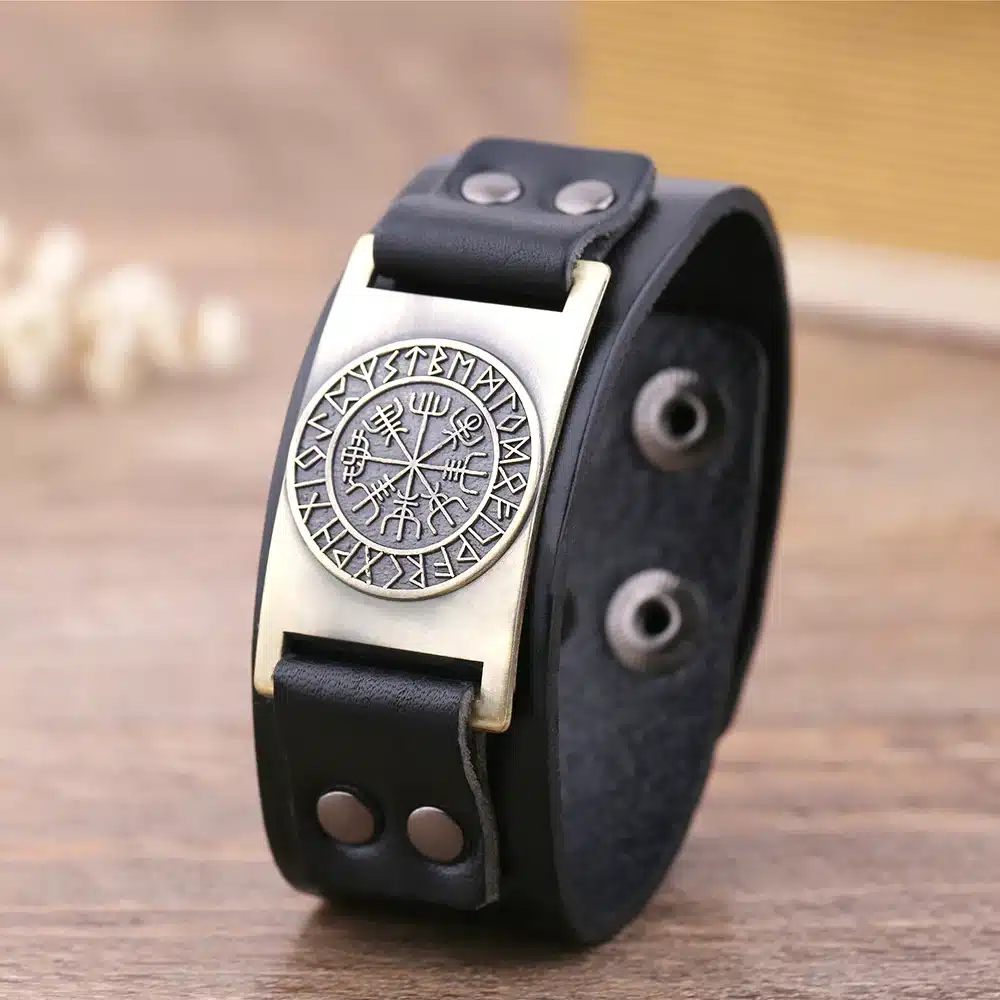 My Shape 2018 New Dropshipping Viking Vegvisir Compass Pendants Bangle Nordic Runes Men Jewelry Odin Symbol Leather Bracelets 17