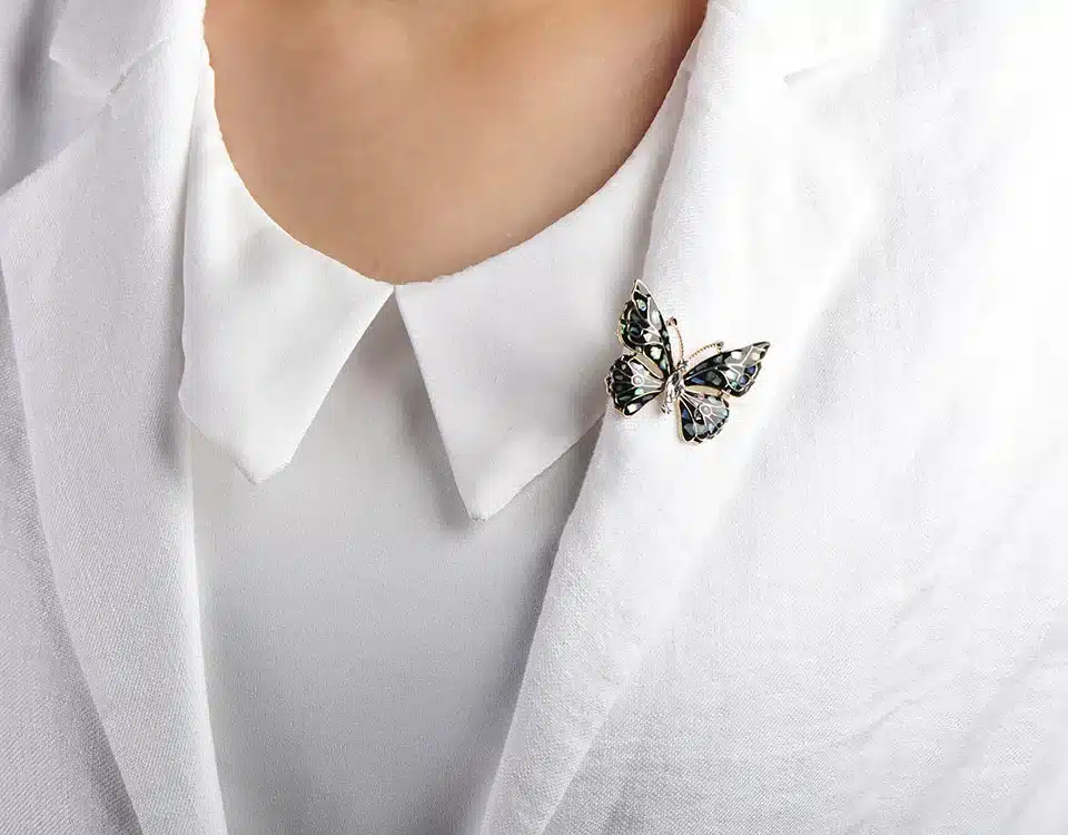 Blucome Fashion Blue Butterfly Brooch Clothes Accessories Gold-color Abalone Shell Insect Brooches Jewelry Pins For Suit Dress 12