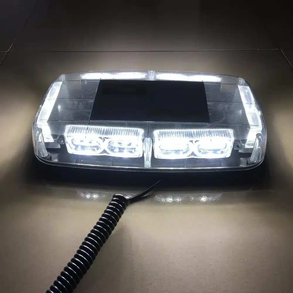 Auto katusele paigaldatav LED valgustus | kujundav pilt e-kaubamaja pildikogust