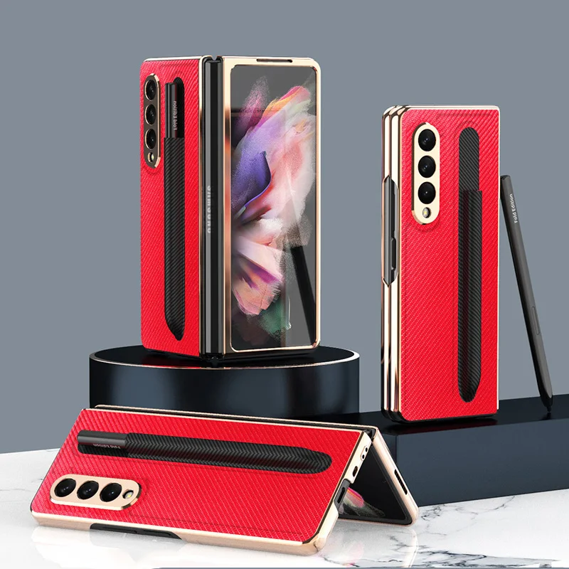 punane telefoniümbris musta detailiga, mis sobib volditavale telefonile