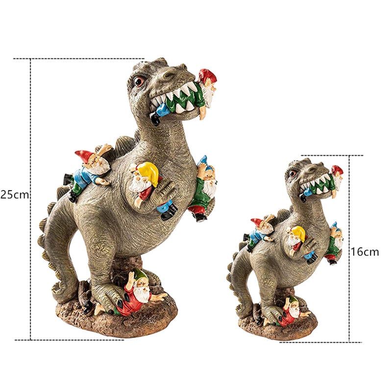Kaks erinevas suuruses istuvat dekoratiivkuju, millel on efektne hallikas dinosauruse kuju, kaunistatud värvikate pöialpoistega eri poosides. Kuju pind on detailne, millel on realistlikud skulptuuriefektid ja dünaamiline kompositsioon. Taust on neutraalne, et tuua esile kuju detailid ja mõõtmed.