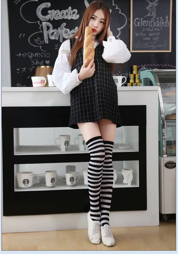 Fashion Japanese Candy Color Long Striped Stockings Sexy Sokken Vrouwen Kawaii Women Over Knee High Socks Girls Lolita Stocking 24