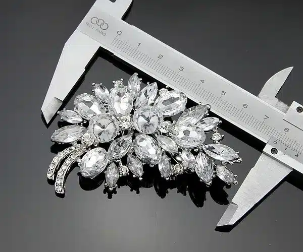 Big Size Full Crystal Accessories Small Flower Cluster Leaf Purple Brooches for Women Wedding Bouquets Gold Color Brooch Jewelry 11