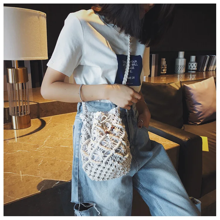 Nöörist punutud crossbody kotid | kujundav pilt e-kaubamaja pildikogust