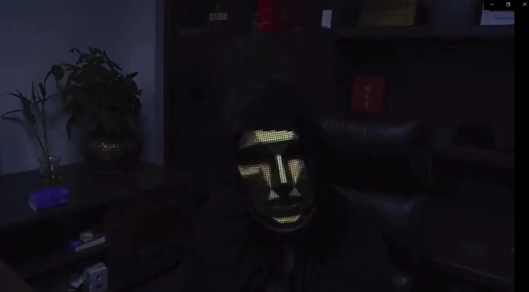 RGB valgustusega LED-mask | kujundav pilt e-kaubamaja pildikogust