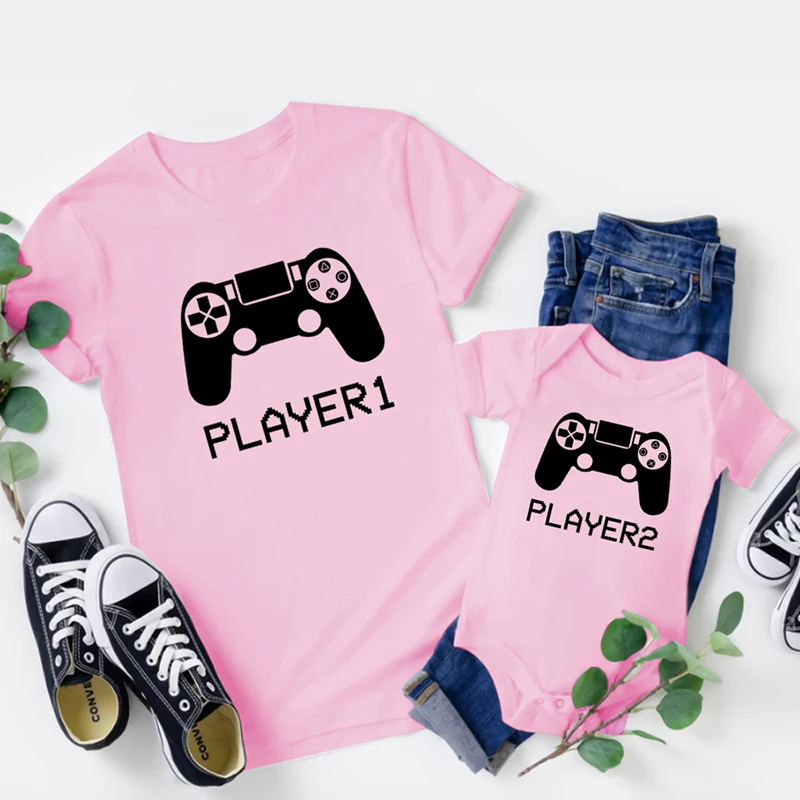 Perekonna särgid "Player 1 ja 2" | kujundav pilt e-kaubamaja pildikogust