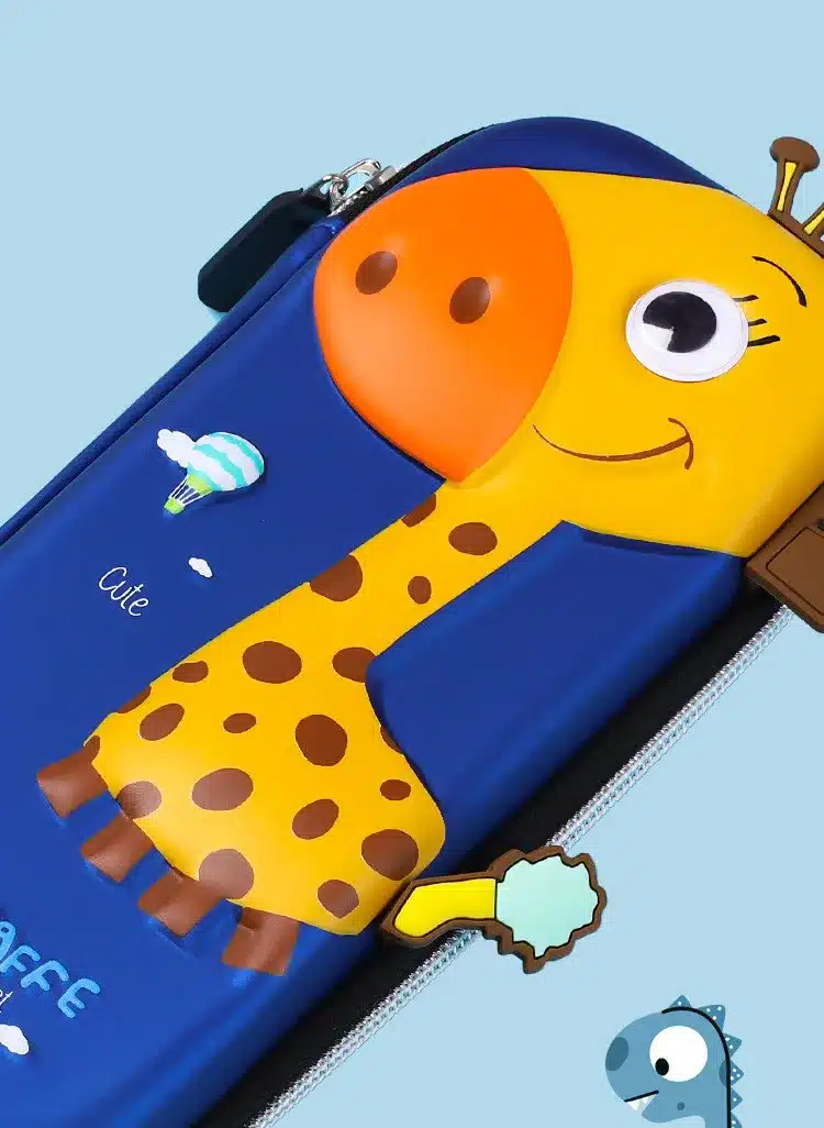 Suurte 3D loomadega pinalid | kujundav pilt e-kaubamaja pildikogust