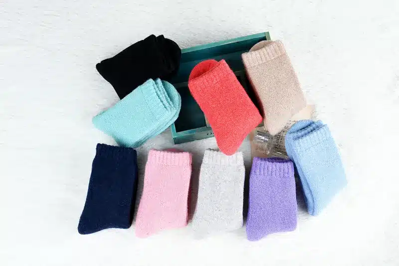 3 pairs=6 pieces 2017 winter new Thick rabbit wool socks women's winter tube terry socks solid color super thick snow socks 11
