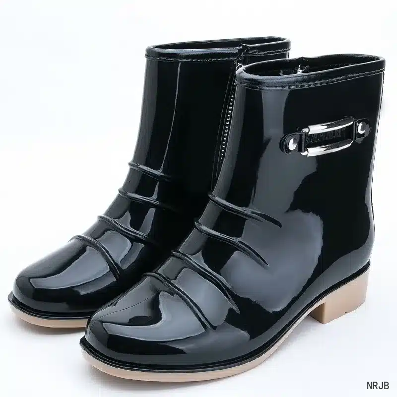 2018 NEW TOP rain boots women bot black rainshoes galoshes rubber rain boot rain shoes rainboots women botas femininas 18