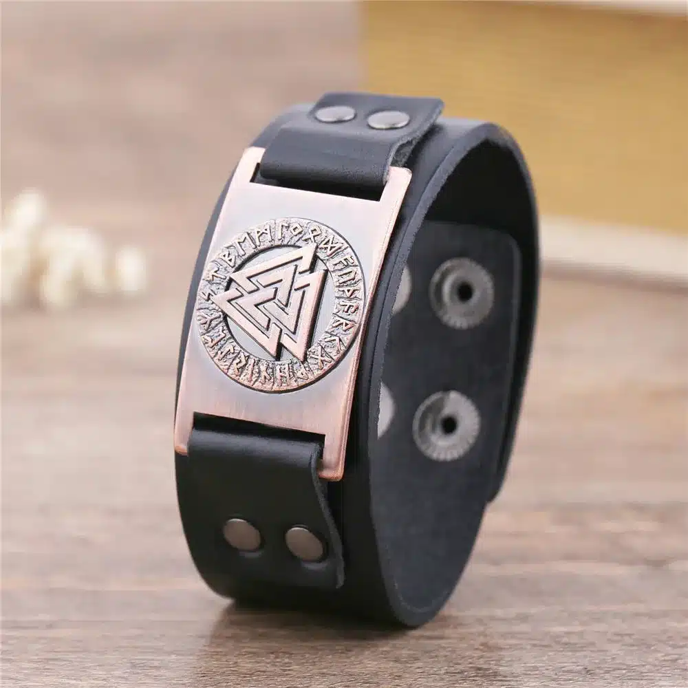 Skyrim Punk Leather Bracelet With Viking Runes Totem Metal Crafts Connector Charms Adjustable Vintage Wristband Leather Bracelet 19