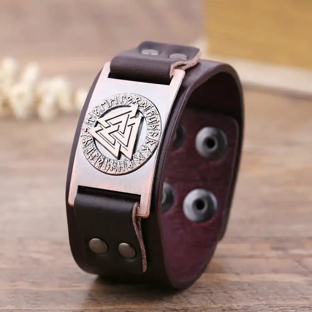 Skyrim Punk Leather Bracelet With Viking Runes Totem Metal Crafts Connector Charms Adjustable Vintage Wristband Leather Bracelet 21