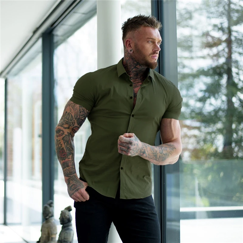 Slim fit lühikeste varrukatega särgid | kujundav pilt e-kaubamaja pildikogust