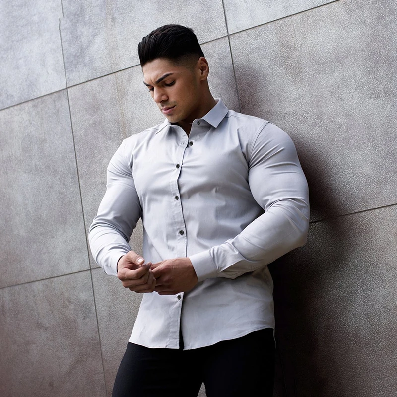 Slim fit triiksärgid | kujundav pilt e-kaubamaja pildikogust