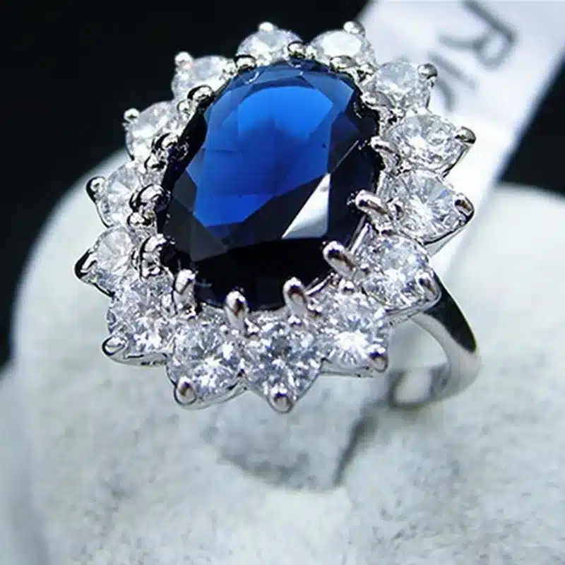 Hot Sale Top Quality Fashion Women Luxurious Elegent Blue Crystal Wedding Ring Concise Jewelry Anillos Perfect 9