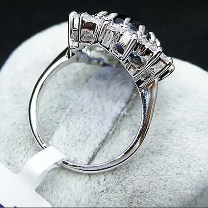 Hot Sale Top Quality Fashion Women Luxurious Elegent Blue Crystal Wedding Ring Concise Jewelry Anillos Perfect 10