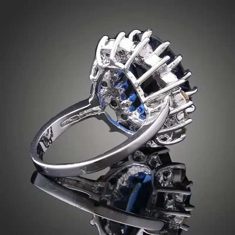 Hot Sale Top Quality Fashion Women Luxurious Elegent Blue Crystal Wedding Ring Concise Jewelry Anillos Perfect 11