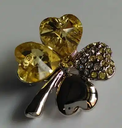 free shipping promotion summer charm top quality Austrian Crystal four leaf clover Brooch 19 colors fashion jewelry accessories 32