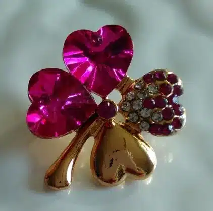 free shipping promotion summer charm top quality Austrian Crystal four leaf clover Brooch 19 colors fashion jewelry accessories 38