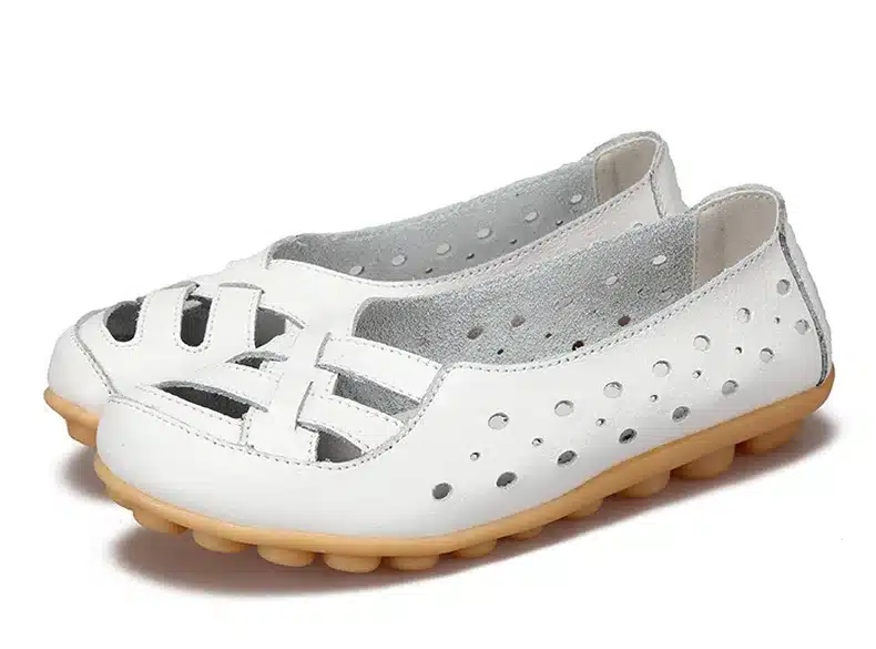 2017 Women's Casual Shoes Genuine Leather Woman Loafers Breathable Summer Shoe Flats with Hollow Out Mother Shoes Big Size 35-44 56