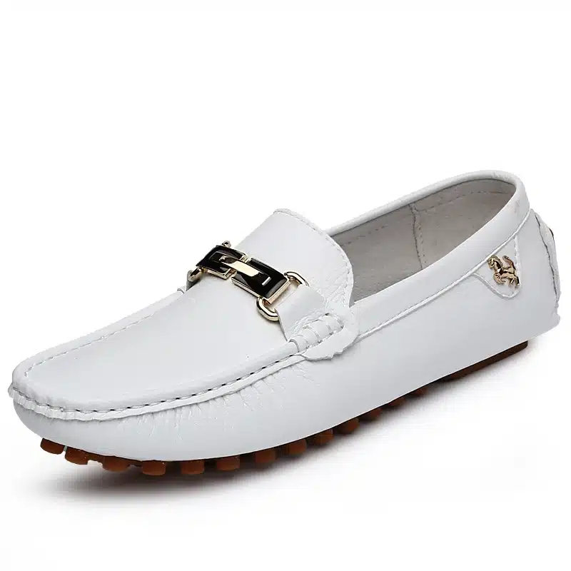 Mugavad meeste slip-on kingad | kujundav pilt e-kaubamaja pildikogust