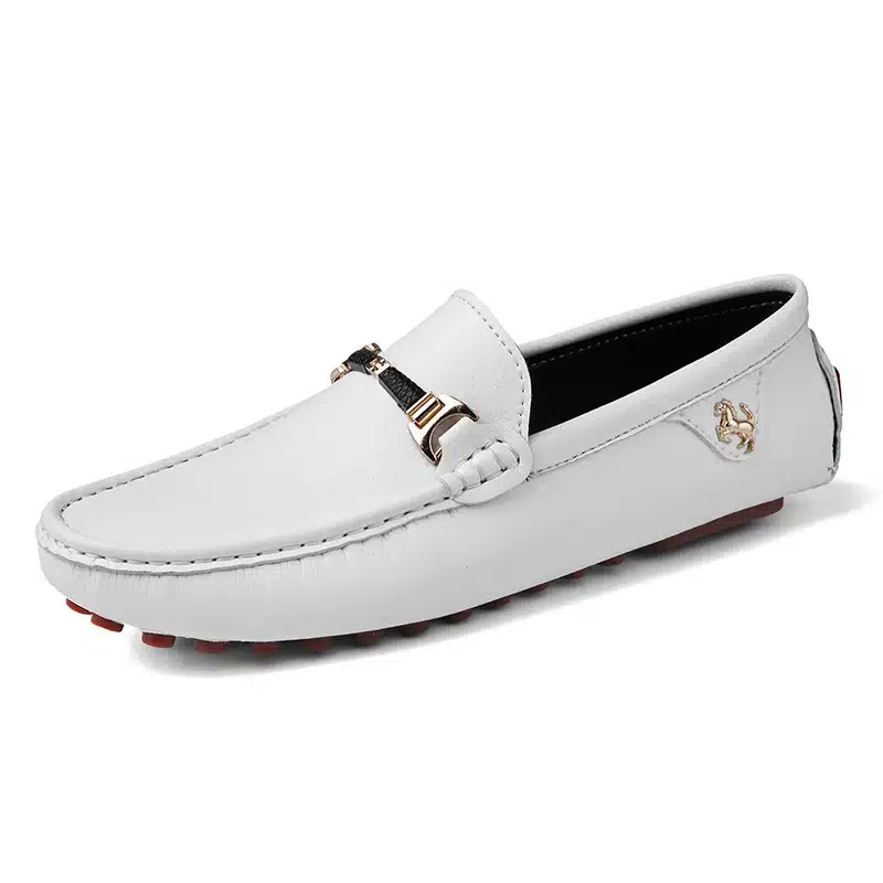 Mugavad meeste slip-on kingad | kujundav pilt e-kaubamaja pildikogust