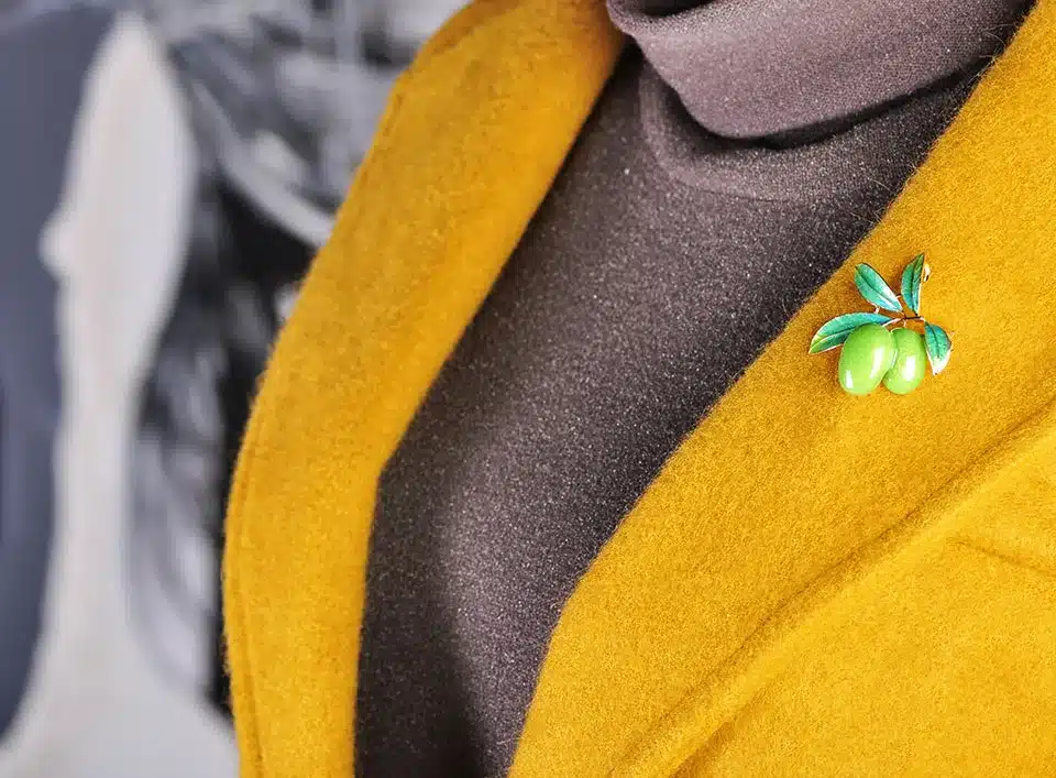 Blucome Green Fruit Olive Brooch Plum Shape Gold Color Enamel Corsages Pins Suit Coat Scarf Accessories Christmas Jewelry Gifts 12