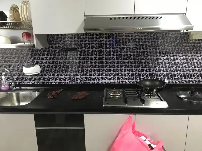 Seinale kleebitavad mosaiikplaadid | kujundav pilt e-kaubamaja pildikogust
