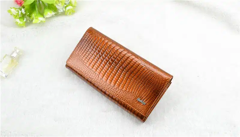 HH Genuine Leather Women Wallets Alligator Long Hasp Zipper Wallet Ladies Clutch Bag Purse 2019 New Female Luxury Purses 43