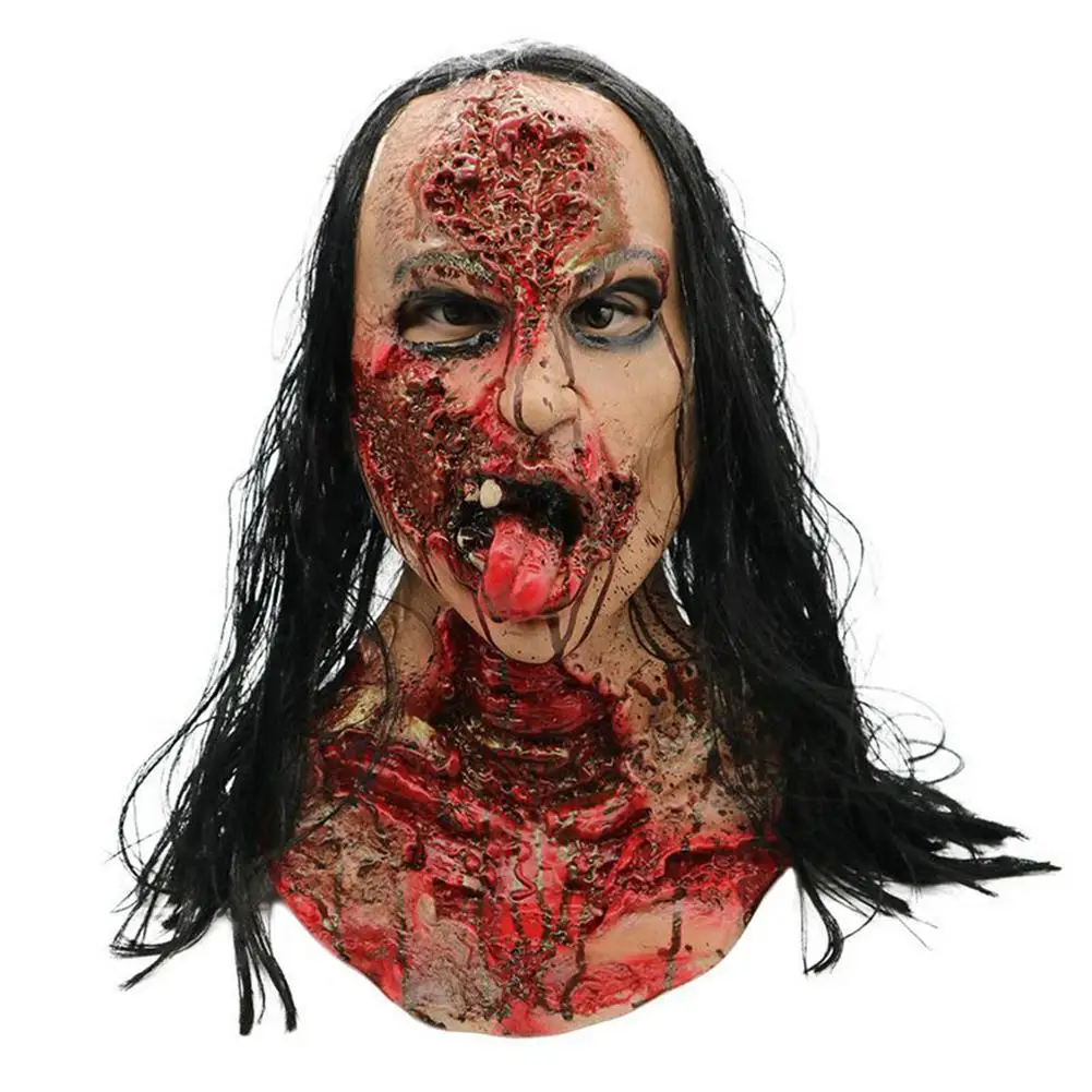 verine mask, millel on pikad mustad juuksed ja hirmutav nägu