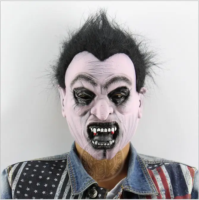 hirmutav mask mustade juuste ja veriste hammastega
