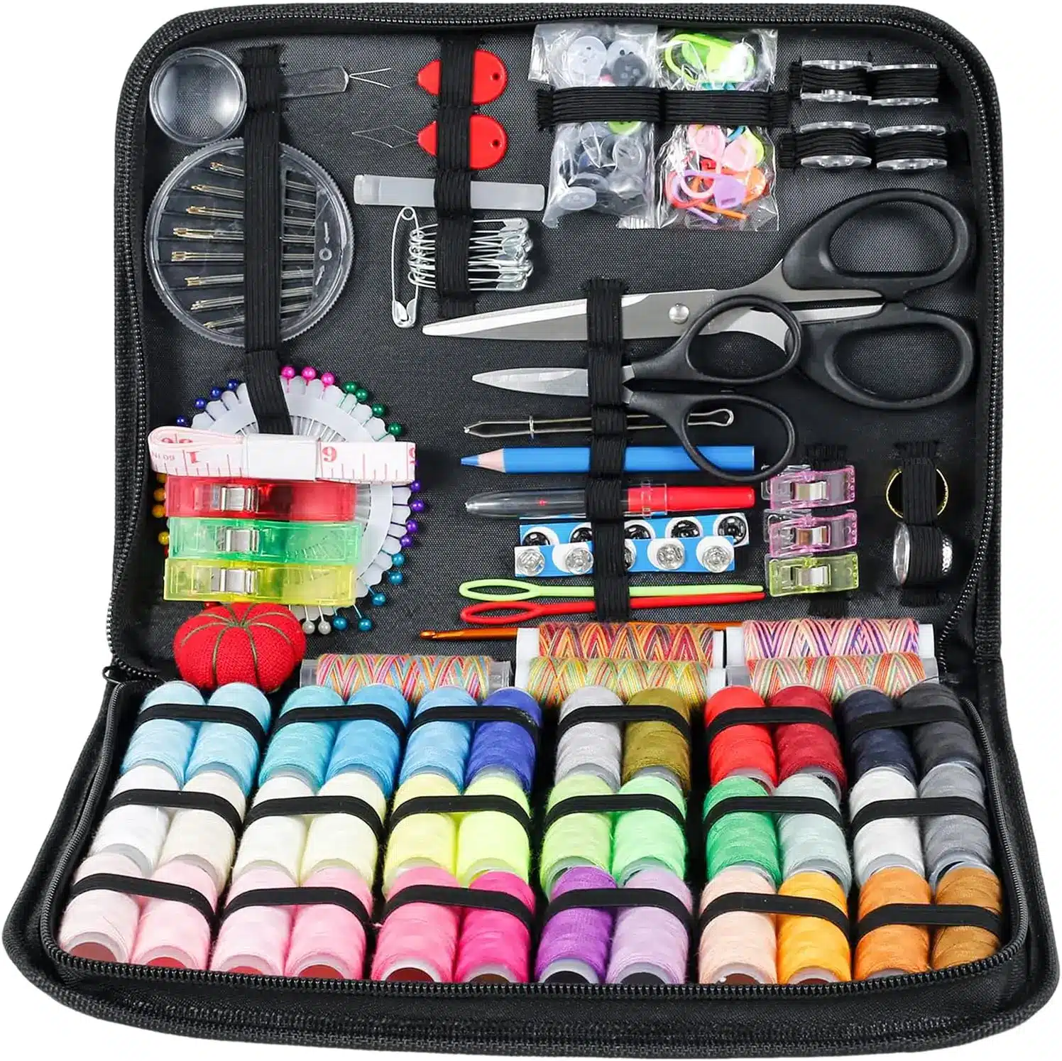 Komplekt, mis sisaldab 30 värvilist niidirulli mustas lukuga kotis koos erinevate käsitööriistadega nagu käärid, mõõdulint, nööriad, tihvtid ja nõelad. Kõik vajalik on paigutatud korrapäraselt ja sümmeetriliselt, et hõlbustada õmblustöid.