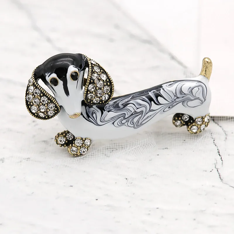 ALLYES Cute Dachshund Dog Brooches For Women Fashion Metal Crystal Enamel Animal Brooch Jewelry 15