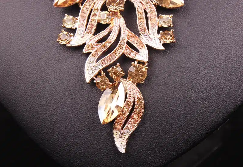 New Fashion Indian Rhinestone Bridal Jewelry Set Wedding Prom Party Accessories Gold Color Necklace Earring Set For Brides Women 18