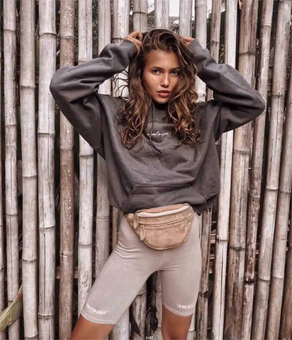 Summer biker shorts 2019 High waist shorts women elastic waist skinny fitness korean casual sexy short Letter print black shorts 15