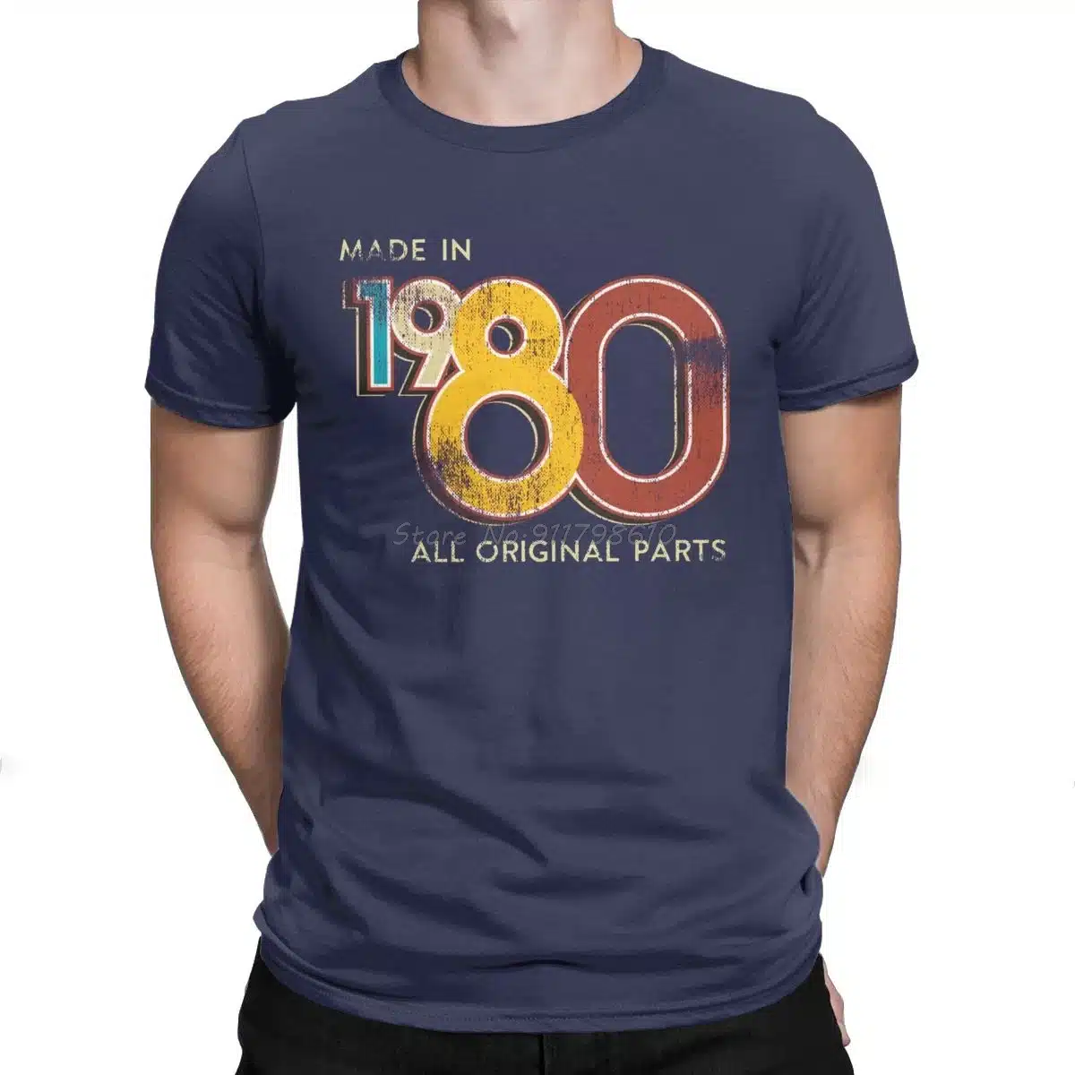 T-särk kirjaga "1980" | kujundav pilt e-kaubamaja pildikogust