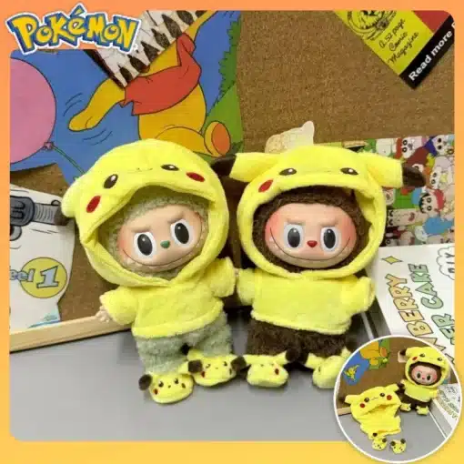 kaks nukku kollastes pikachu kostüümides, millel on kõrvad ja sabad