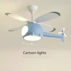 sinine helikopterikujuline laelamp ventilaatoriga