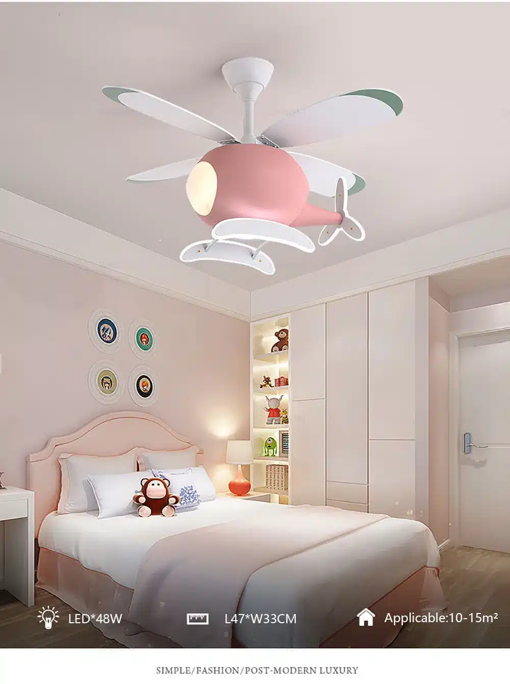 roosa ja valge helikopterikujuline laelamp ventilaatoriga lastetoas