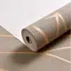 hall tapeedirull kuldsete geomeetriliste mustritega