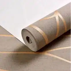 hall tapeedirull kuldsete geomeetriliste mustritega