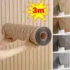 Isekleepuv paks 3D elutoa seinatapeet helepruunides toonides, rullina lahti rullitud, mõõduna 3 meetrit. Toode on elegantses vertikaalse triibumustriga ning käsitletavad materjalid on kvaliteetsed ja vastupidavad. Taustal on näha paigaldatud tapeedi näidiseid erinevates värvitoonides.