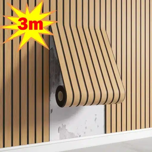Isekleepuv paks 3D elutoa seinatapeet, pruun triibuline disain, rullist lahti rullitud osa näitab tekstuuri ja materjali, taustal valge sein.