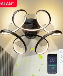 Moodne ventilaatoriga LED laevalgusti koos kaasaegse musta ja valge disainiga, paigaldatud helget tooni lakke. Valgusti keskmes on LED rõngad, mis pakuvad ühtlast valgustust, samal ajal kui ventilaatorilabade elegantsed jooned loovad stiilse aktsendi. Taustal on neutraalne interjöör, lisaks on pildil kaugsäti juhtpult ja nutitelefon ekraanil ventilaatori rakendusega.