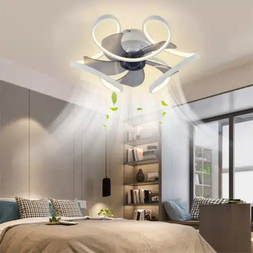 Moodne ventilaatoriga LED laevalgusti | E-pood Tootemaailm Kaasaegne valgustatud LED laevalgusti ventilaatoriga, mis asub elegantses magamistoas neutraalsete seinte ja mugava voodiga. Laevalgusti sisaldab ainulaadseid LED-tulesid ja silmatorkavaid aerodünaamilisi labasid ning täidab ruumi pehme valgusega.